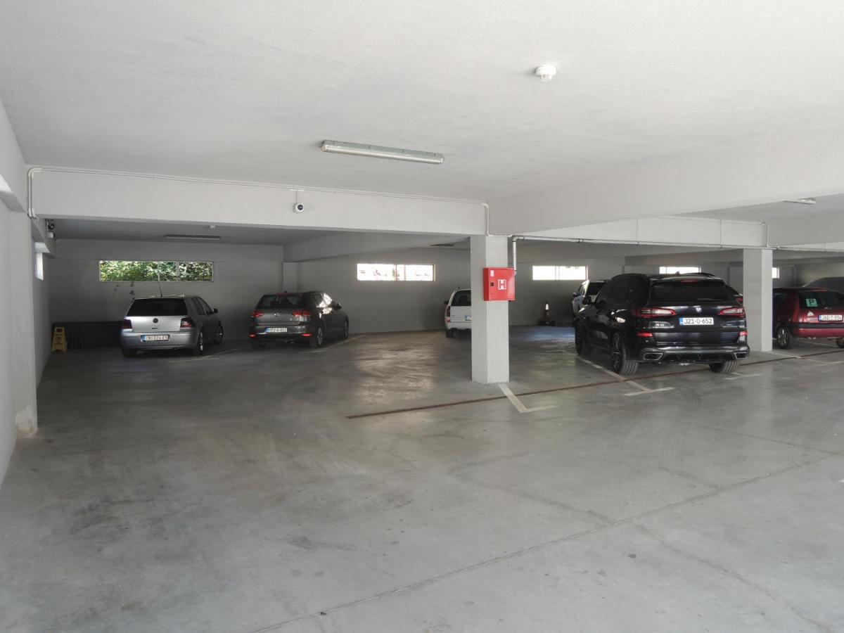 Hotel Logavina 8 Garage Parking Σαράγεβο Εξωτερικό φωτογραφία