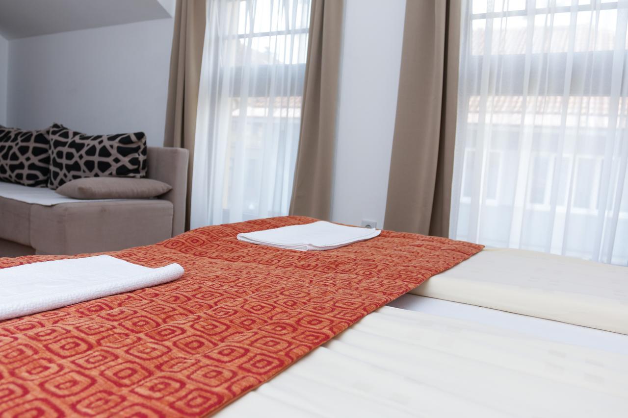 Hotel Logavina 8 Garage Parking Σαράγεβο Εξωτερικό φωτογραφία