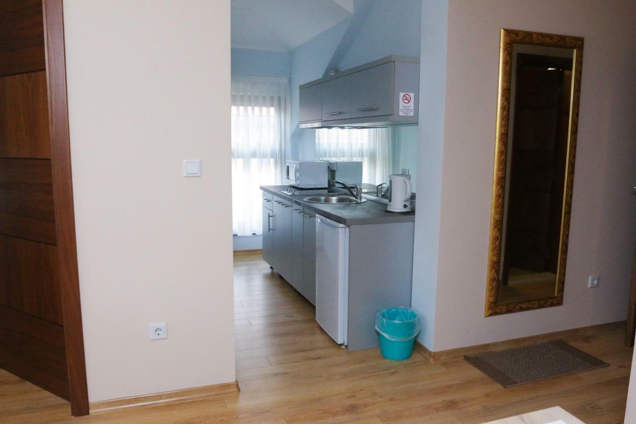 Hotel Logavina 8 Garage Parking Σαράγεβο Εξωτερικό φωτογραφία